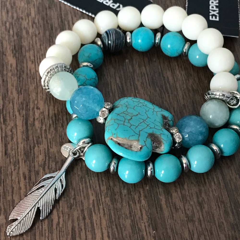 NWT Express Beaded Bracelet Set - Picture 8 of 8